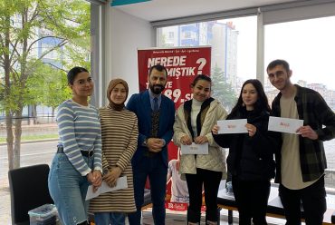 Erken Kalkan Yol Alır!